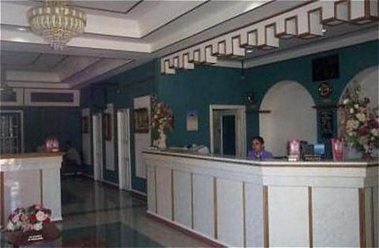 Regency Suites Hotel Georgetown Interior photo